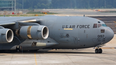 Photo ID 25802 by Weiqiang. USA Air Force Boeing C 17A Globemaster III, 01 0197