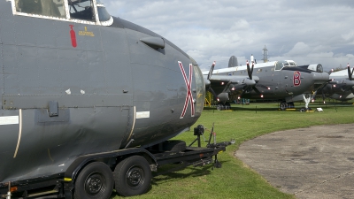 Photo ID 227028 by Joop de Groot. UK Air Force Avro 696 Shackleton T 4, VP293