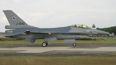 Photo ID 26008 by markus altmann. Netherlands Air Force General Dynamics F 16AM Fighting Falcon, J 642