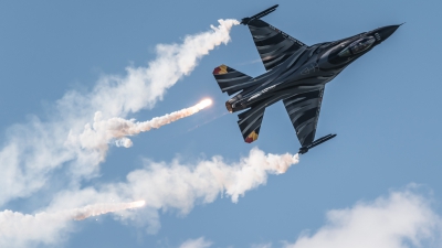 Photo ID 228432 by Sven Neumann. Belgium Air Force General Dynamics F 16AM Fighting Falcon, FA 101