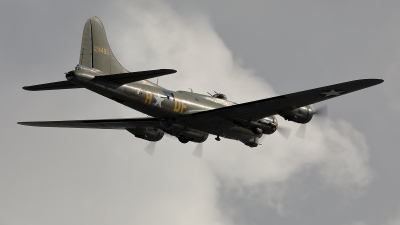 Photo ID 231133 by Walter Van Bel. Private B 17 Preservation Ltd Boeing B 17G Flying Fortress 299P, G BEDF