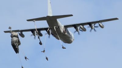 Photo ID 231646 by kristof stuer. USA Marines Lockheed Martin KC 130J Hercules L 382, 166380