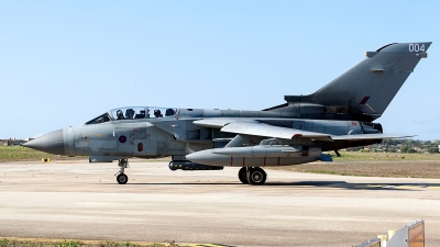 Photo ID 231977 by Ray Biagio Pace. UK Air Force Panavia Tornado GR4A, ZA370