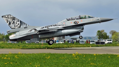 Photo ID 232538 by Aldo Bidini. Norway Air Force General Dynamics F 16BM Fighting Falcon, 692
