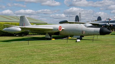 Photo ID 232871 by Rainer Mueller. UK Air Force English Electric Canberra T19, WH904