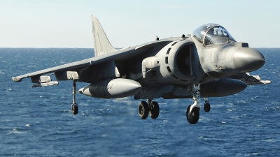 Photo ID 233645 by Aldo Bidini. Italy Navy McDonnell Douglas AV 8B Harrier ll, MM7200