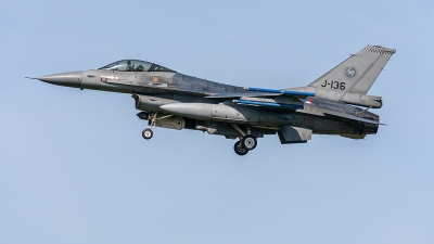 Photo ID 234031 by Jan Eenling. Netherlands Air Force General Dynamics F 16AM Fighting Falcon, J 136