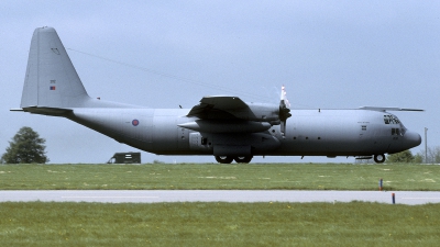 Photo ID 235171 by Joop de Groot. UK Air Force Lockheed Hercules C3 C 130K 30 L 382, XV202