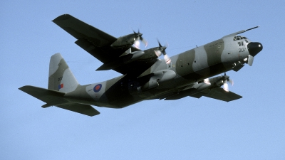 Photo ID 235169 by Joop de Groot. UK Air Force Lockheed Hercules C3 C 130K 30 L 382, XV207