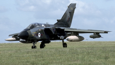 Photo ID 235763 by Joop de Groot. UK Air Force Panavia Tornado GR1, ZA548