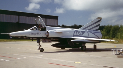 Photo ID 236662 by Alex Staruszkiewicz. Switzerland Air Force Dassault Mirage IIIRS, R 2116