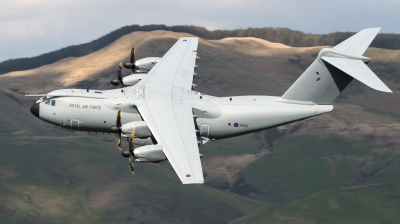 Photo ID 237322 by Neil Dunridge. UK Air Force Airbus Atlas C1 A400M 180, ZM412