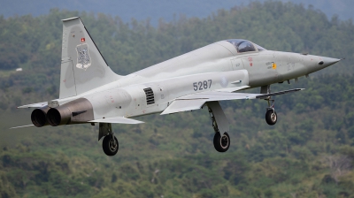 Photo ID 238598 by Neil Dunridge. Taiwan Air Force Northrop F 5E Tiger II, 5287