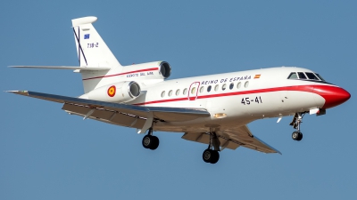 Photo ID 238577 by Adolfo Bento de Urquia. Spain Air Force Dassault Falcon 900B, T 18 2