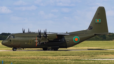 Photo ID 239810 by Matt Varley. Bangladesh Air Force Lockheed Martin Hercules C5 C 130J L 382, 99 5479