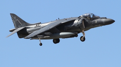 Photo ID 242435 by Paul Newbold. USA Marines McDonnell Douglas AV 8B Harrier ll, 165381