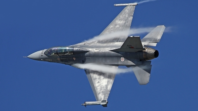 Photo ID 241009 by Fernando Sousa. Portugal Air Force General Dynamics F 16BM Fighting Falcon, 15118