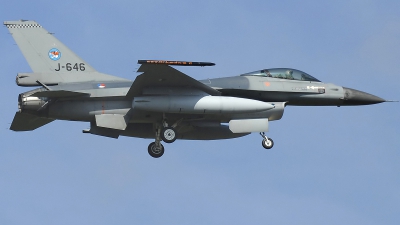 Photo ID 240557 by Aldo Bidini. Netherlands Air Force General Dynamics F 16AM Fighting Falcon, J 646