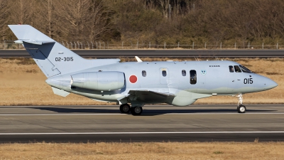 Photo ID 241287 by Chris Lofting. Japan Air Force Hawker Siddeley U 125A HS 125 800, 02 3015