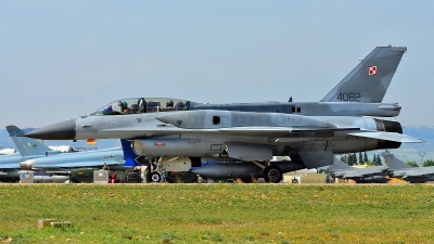 Photo ID 242466 by Aldo Bidini. Poland Air Force General Dynamics F 16D Fighting Falcon, 4082