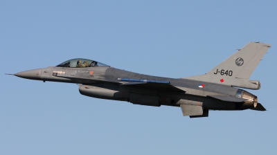 Photo ID 27288 by de Vries. Netherlands Air Force General Dynamics F 16AM Fighting Falcon, J 640