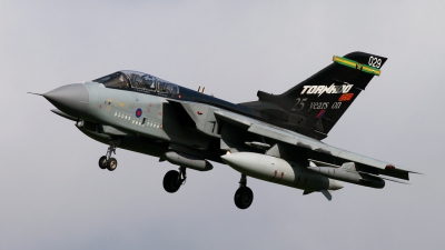 Photo ID 27321 by Gary Stedman. UK Air Force Panavia Tornado GR4, ZA469