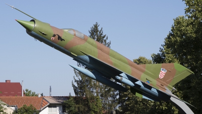 Photo ID 243377 by Chris Lofting. Croatia Air Force Mikoyan Gurevich MiG 21bis, 125