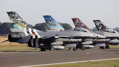 Photo ID 243611 by Walter Van Bel. Belgium Air Force General Dynamics F 16AM Fighting Falcon, FA 57