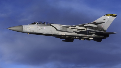 Photo ID 244321 by Chris Lofting. UK Air Force Panavia Tornado F3, ZE162