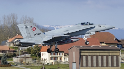 Photo ID 244340 by Caspar Smit. Switzerland Air Force McDonnell Douglas F A 18C Hornet, J 5016