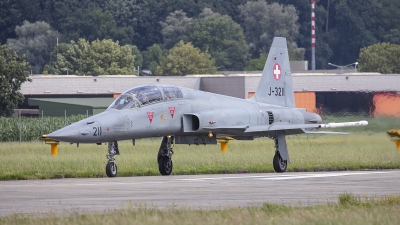 Photo ID 244957 by Lars Kitschke. Switzerland Air Force Northrop F 5F Tiger II, J 3211