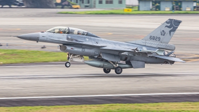 Photo ID 245185 by Lars Kitschke. Taiwan Air Force General Dynamics F 16B Fighting Falcon, 6829
