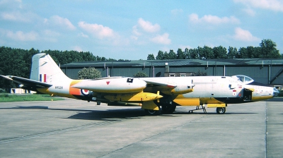 Photo ID 27560 by Arie van Groen. UK Air Force English Electric Canberra B 2, WK128