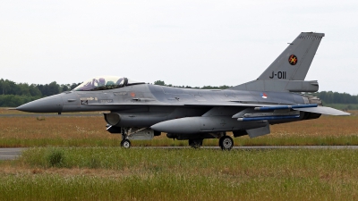 Photo ID 246228 by Richard de Groot. Netherlands Air Force General Dynamics F 16AM Fighting Falcon, J 011
