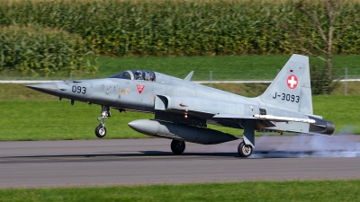 Photo ID 246071 by Bruno Geiger - Aviation Media. Switzerland Air Force Northrop F 5E Tiger II, J 3093