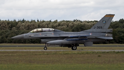 Photo ID 248532 by Niels Roman / VORTEX-images. Netherlands Air Force General Dynamics F 16BM Fighting Falcon, J 369