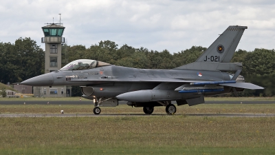 Photo ID 248533 by Niels Roman / VORTEX-images. Netherlands Air Force General Dynamics F 16AM Fighting Falcon, J 021