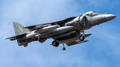 Photo ID 247021 by Bartolomé Fernández. Spain Navy McDonnell Douglas EAV 8B Harrier II, VA 1B 37