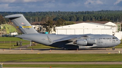 Photo ID 247373 by Matt Varley. USA Air Force Boeing C 17A Globemaster III, 07 7186