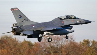 Photo ID 247436 by Richard de Groot. Netherlands Air Force General Dynamics F 16BM Fighting Falcon, J 368