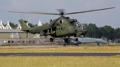 Photo ID 248060 by Niels Roman / VORTEX-images. Poland Army Mil Mi 24W, 728