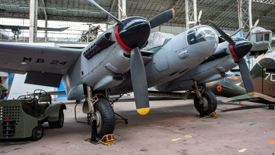 Photo ID 249670 by Jan Eenling. UK Air Force De Havilland DH 98 Mosquito NF 30, RK952