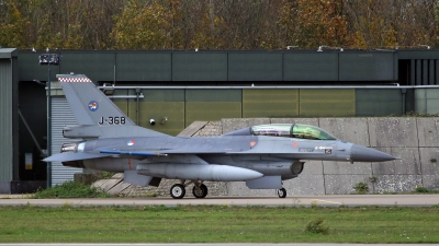Photo ID 250531 by Richard de Groot. Netherlands Air Force General Dynamics F 16BM Fighting Falcon, J 368