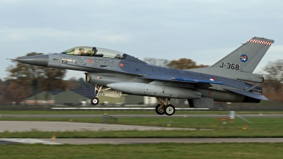 Photo ID 250563 by Richard de Groot. Netherlands Air Force General Dynamics F 16BM Fighting Falcon, J 368