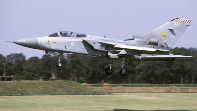 Photo ID 250591 by Chris Lofting. UK Air Force Panavia Tornado F3 T, ZH554