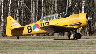 Photo ID 250899 by Carl Brent. Private Stichting Koninklijke Luchtmacht Historische Vlucht Noorduyn AT 16 Harvard IIb, PH IIB