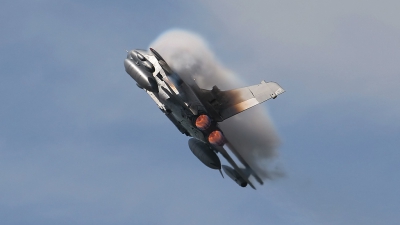 Photo ID 28103 by John Higgins. UK Air Force Panavia Tornado GR4, ZD851
