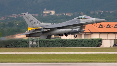 Photo ID 253227 by Giampaolo Tonello. USA Air Force General Dynamics F 16C Fighting Falcon, 88 0444