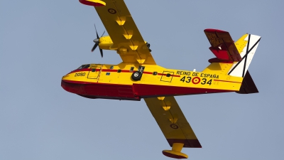 Photo ID 253387 by Manuel EstevezR - MaferSpotting. Spain Air Force Canadair CL 415, UD 14 04