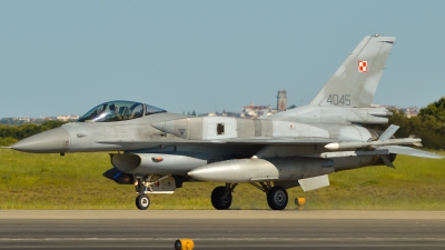 Photo ID 255118 by João Maurício. Poland Air Force General Dynamics F 16C Fighting Falcon, 4045